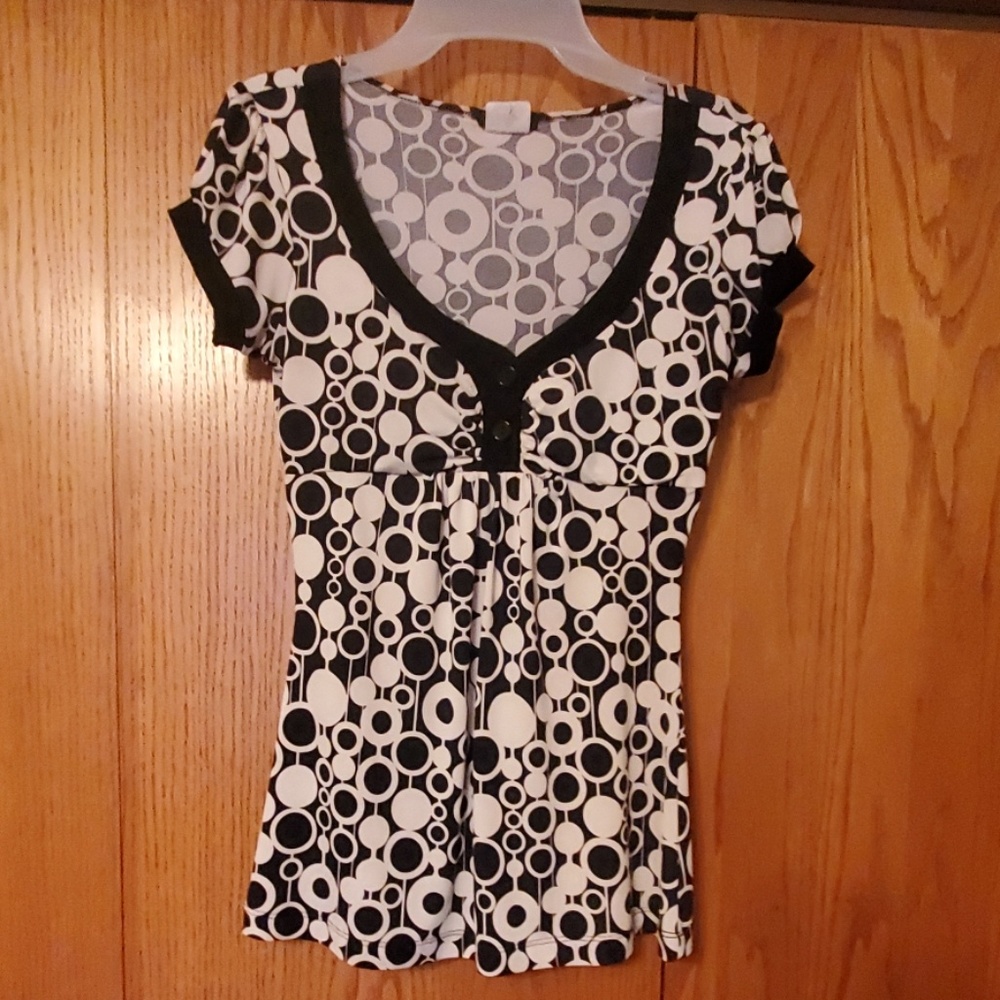 Eyeshadow size Small geometric top